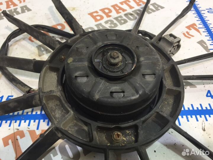 Тойота Королла Вентилятор охлаждения двигателя