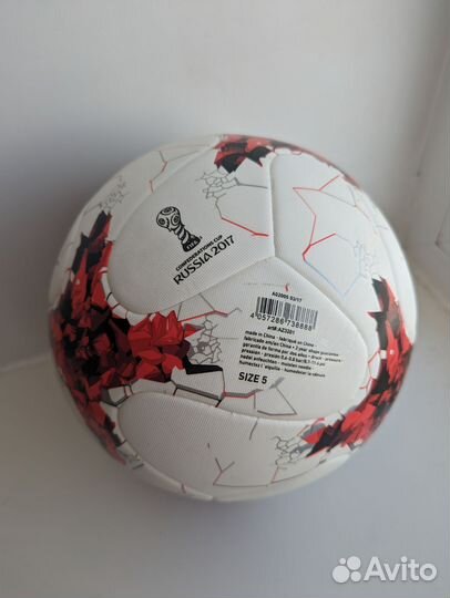 Футбольный мяч adidas krasava