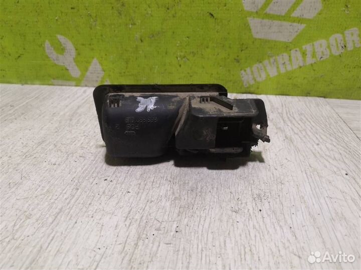 Ручка двери внутренняя левая Ауди 80 90 Б3