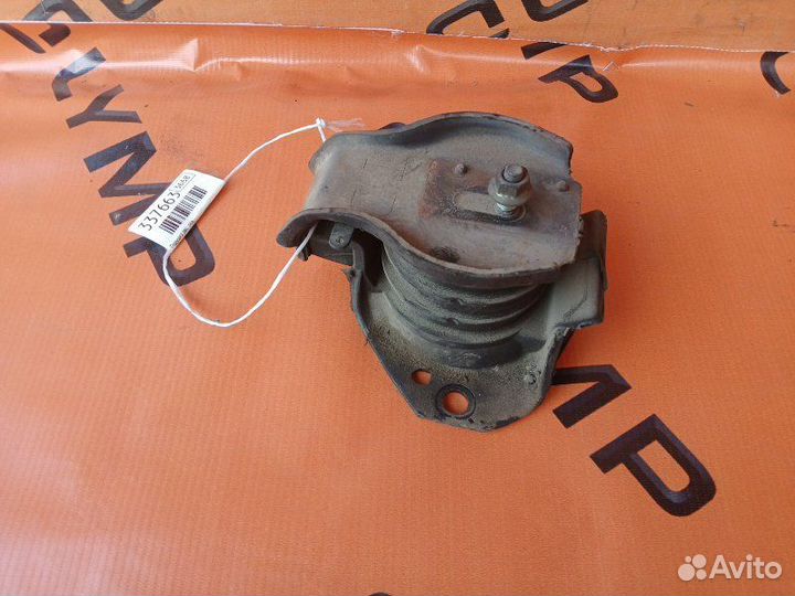 Подушка двс левая Nissan Terrano PR50 TD27TI