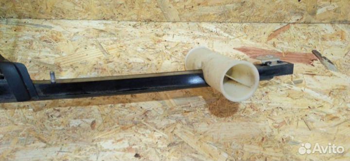 Стекло двери задней левой Mercedes-Benz CLS-Класс