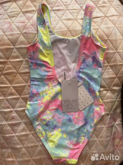 Новый купальник для девочки р. 122-128 новый