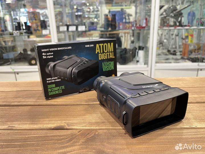 Бинокль ночного видения Levenhuk Atom Digital
