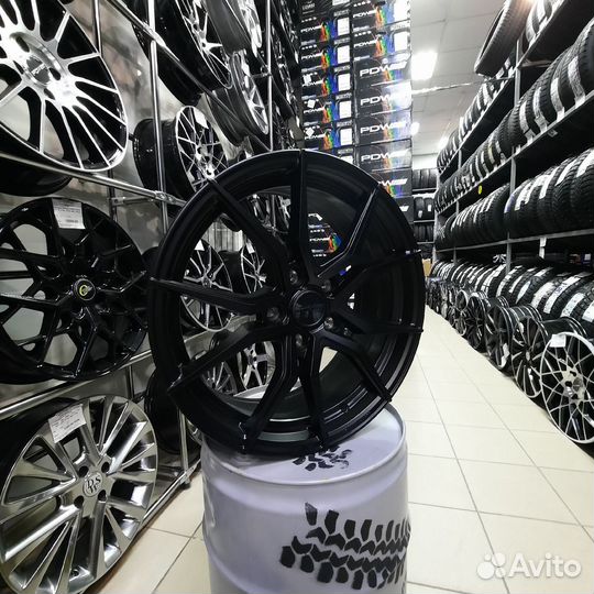 Литые Диски R17 7.0 5*112 ET40 d57.1 U4B