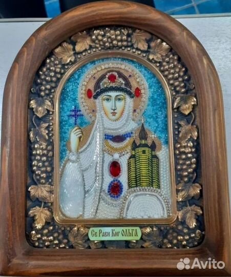 Дивеевская икона из бисера Святая Княгиня Ольга