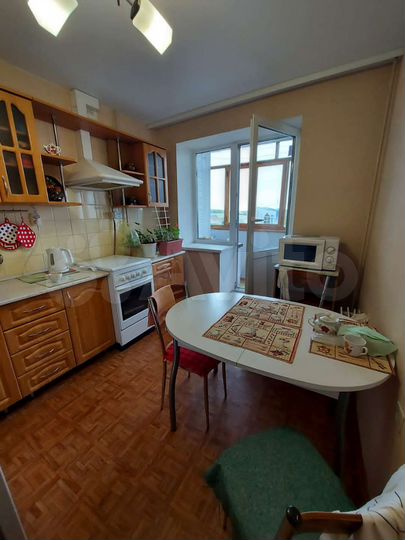 2-к. квартира, 60 м², 6/9 эт.