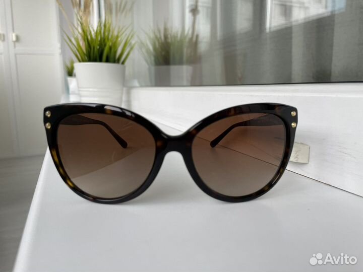 Солнечные очки Michael Kors