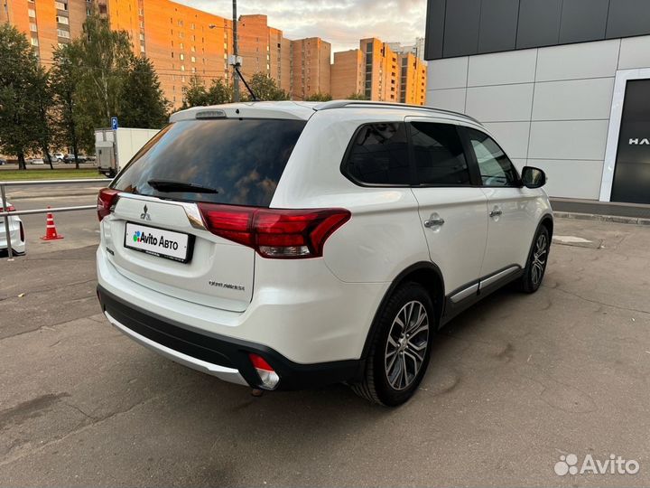 Mitsubishi Outlander 2.4 CVT, 2016, 133 417 км