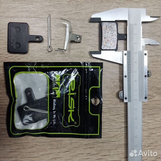 Колодки тормозные керамические B01S для дисковых