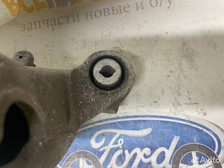 Рычаг задний левый Land Rover Range Rover Sport 2