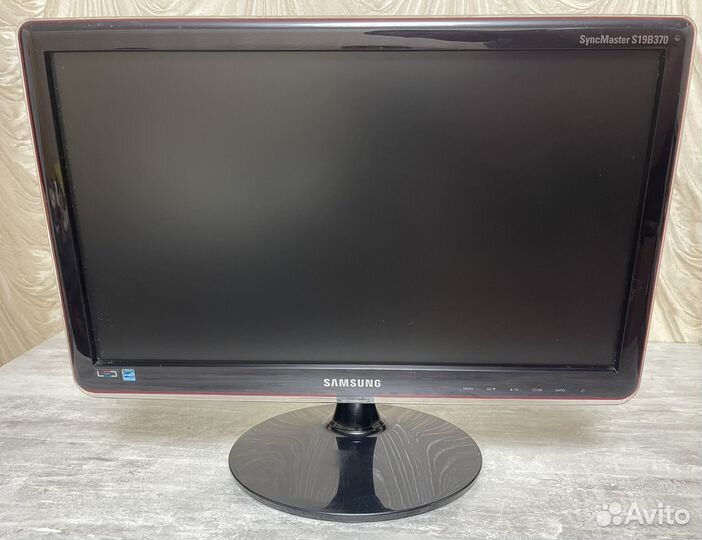 Монитор Samsung SyncMaster s19b370