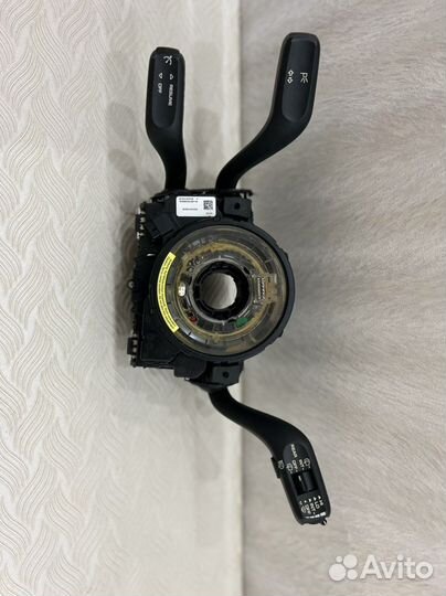 Руль и блок подрулевых переключателей