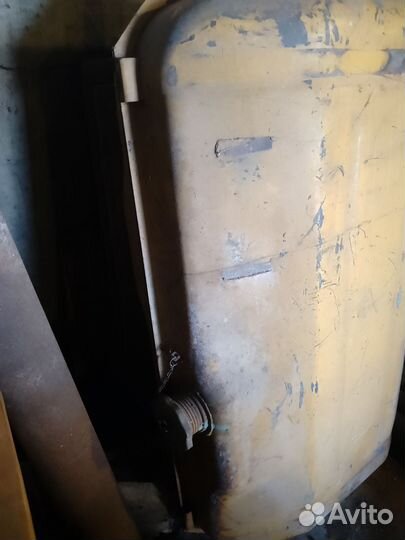 Бензобак трактора Т-130