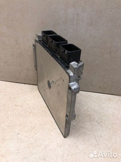 Блок управления двигателем Ford Mondeo седан 2261