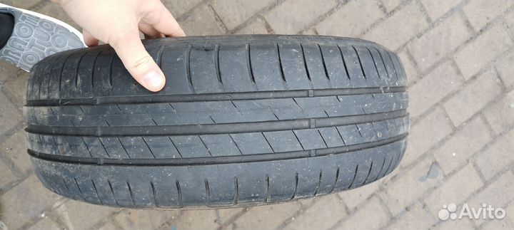 Goodyear EfficientGrip 185/65 R15