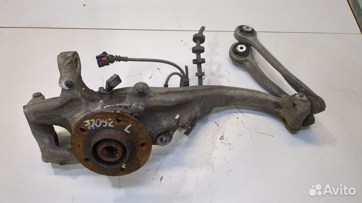 Ступица (кулак, цапфа) Audi A5, 2011