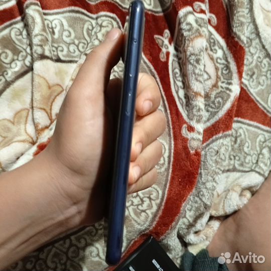 Samsung Galaxy A01, 2/16 ГБ