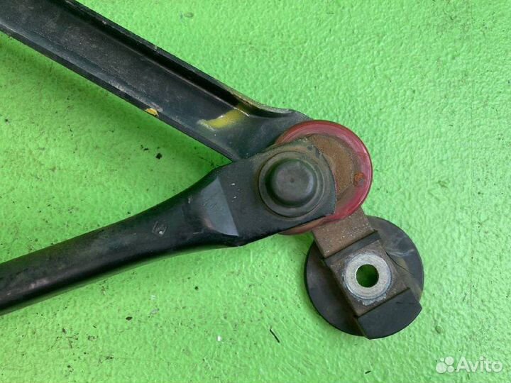 Трапеция стеклоочистителя DAF XF105