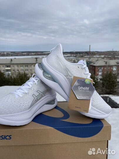 Беговые Кроссовки Asics Gel-Kinsei Max White