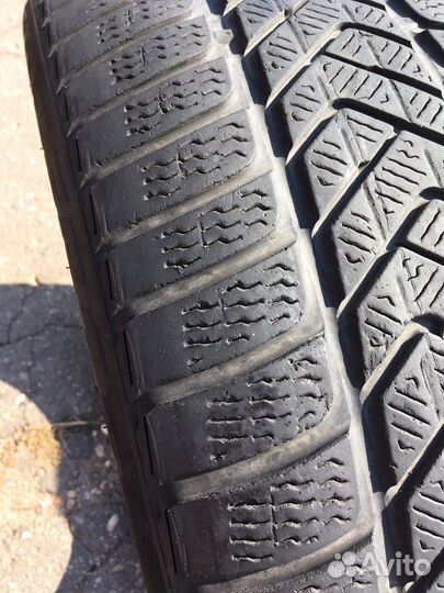 Pirelli Winter Sottozero 3 255/40 R20