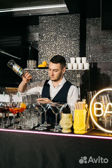 Бармен на мероприятие