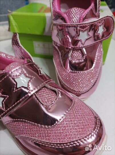 Детская обувь для девочек,кроссовки р. 28,5