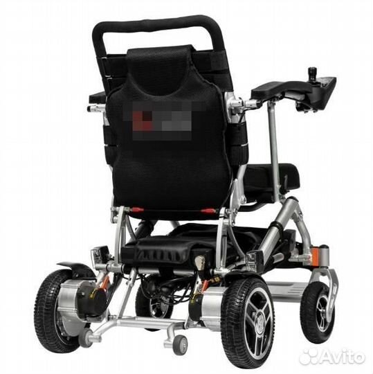 Компактная инвалидная коляска с электроприводом
