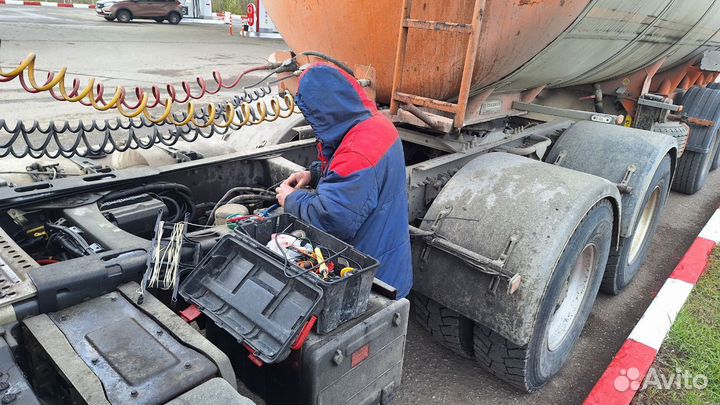 Грузовой автоэлектрик с выездом