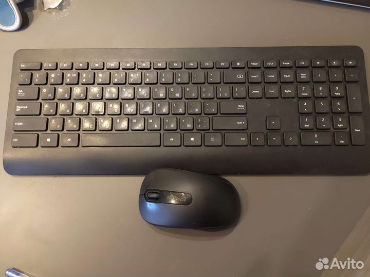Беспроводные мышь и клавиатура Microsoft