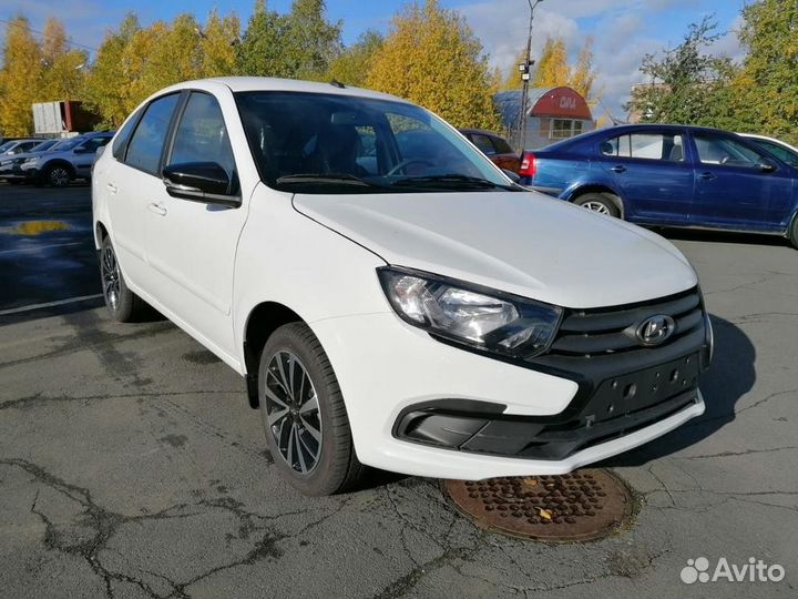LADA Granta 1.6 МТ, 2023