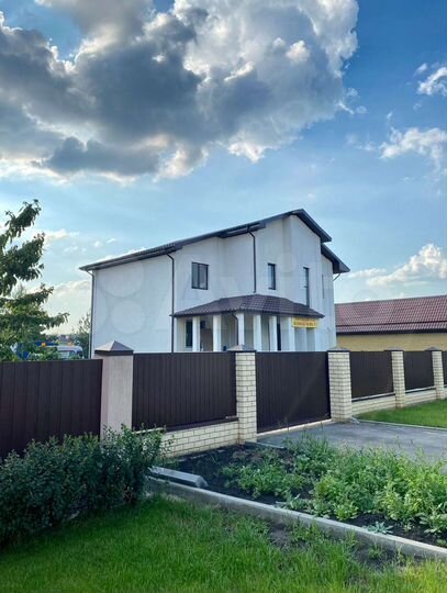 Коттедж 187 м² на участке 15 сот.