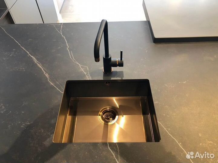 Столешницы кварц и акрил искусственный камень