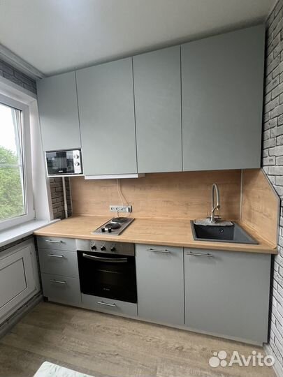 Кухня в хрущевку серая