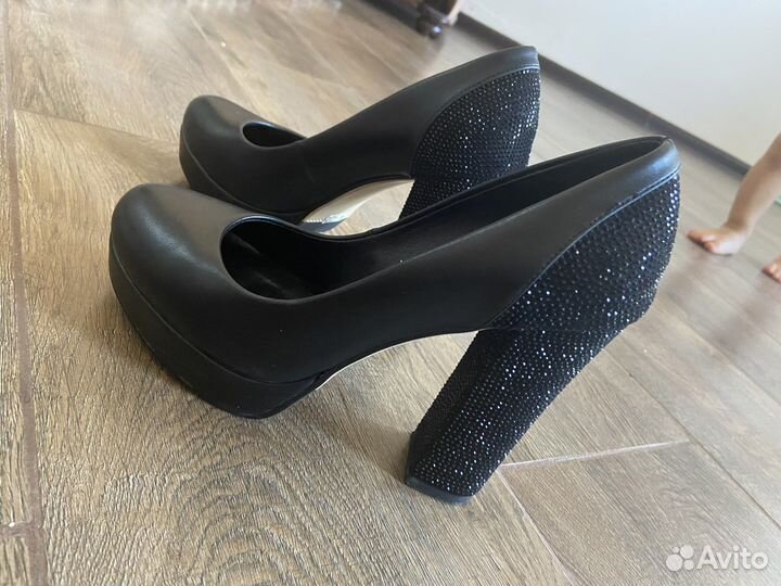 Туфли женские