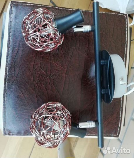 Настенный светильник