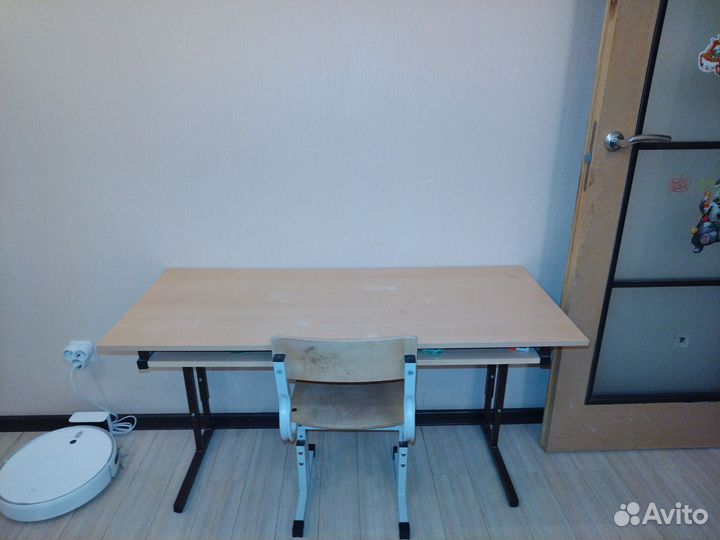 Детская парта со стулом