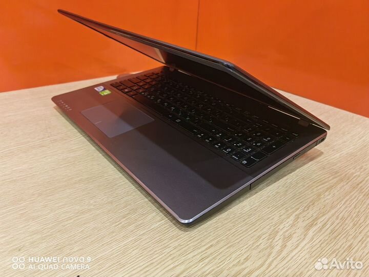 Хороший ноутбук Asus X550CC Intel/Nvidia