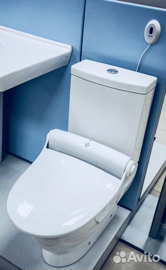 Крышка на туалет vip-wc L119d112-0