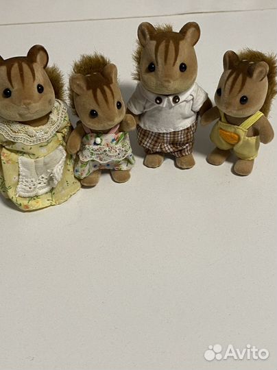 Дом для кукол Sylvanian Families и семьи