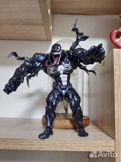 Фигурка Веном/Venom 18 см