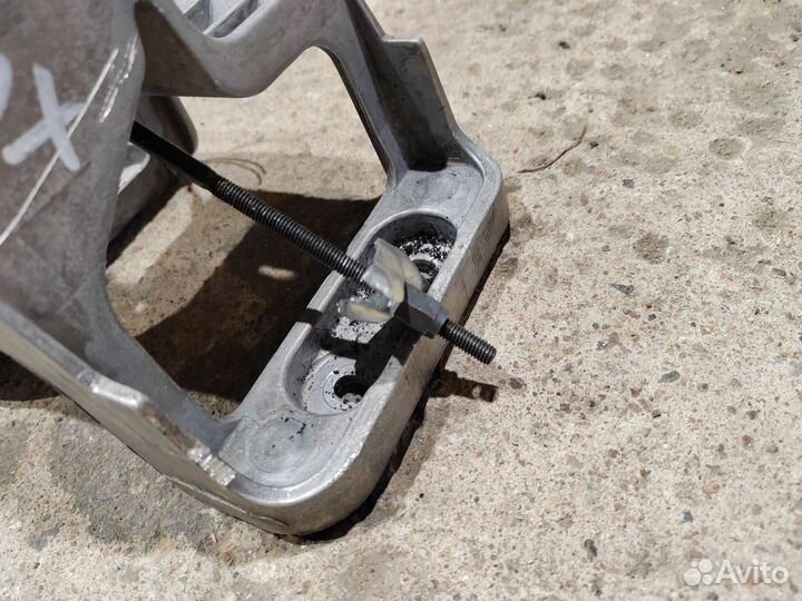 Механизм ручника Volkswagen Caddy 4 2019