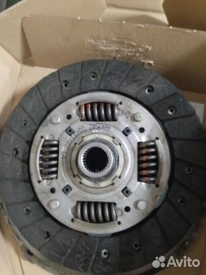 Сцепление volkswagen golf Valeo 821 445