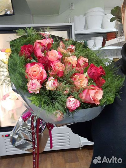 Живые цветы букеты с доставкой