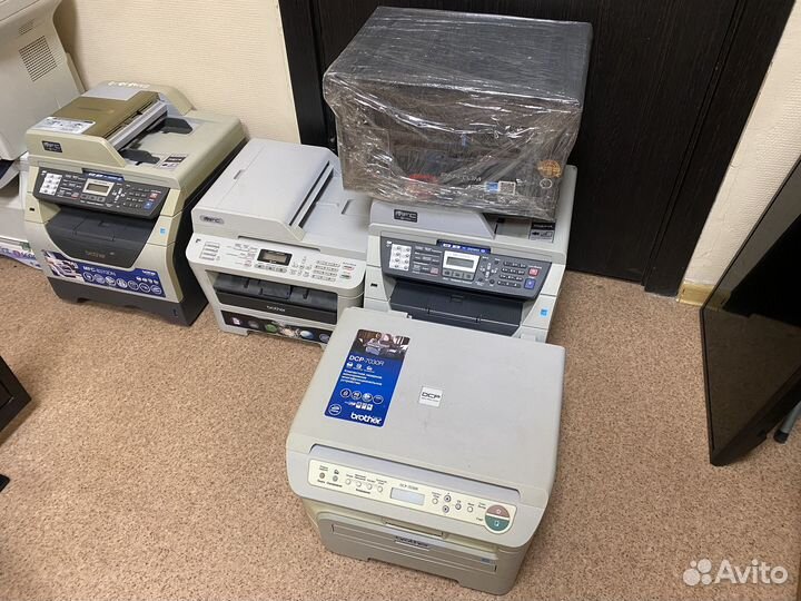 Принтеры и мфу / 12 штук