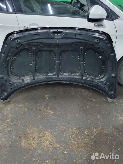 Капот на hyundai solaris 1