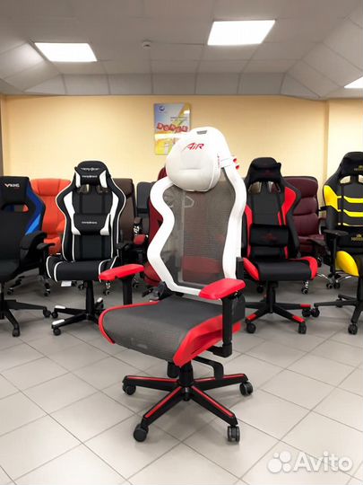Геймерское кресло компьютерное AIR/D7200/wrng