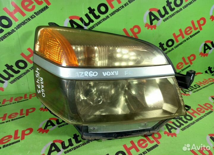 Фара toyota voxy AZR60G 28154 передняя правая