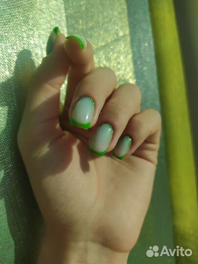 Наращивание ногтей