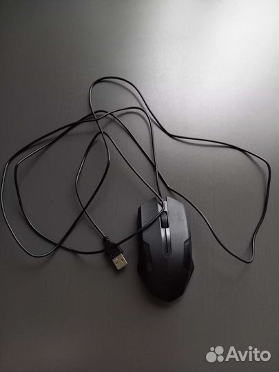 Компьютерная проводная мышь