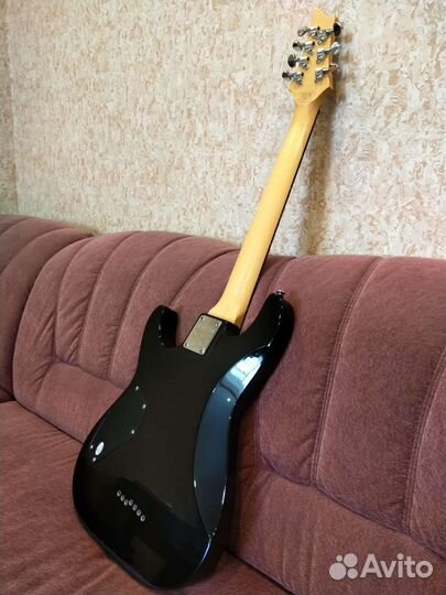 Семиструнная электрогитара Schecter
